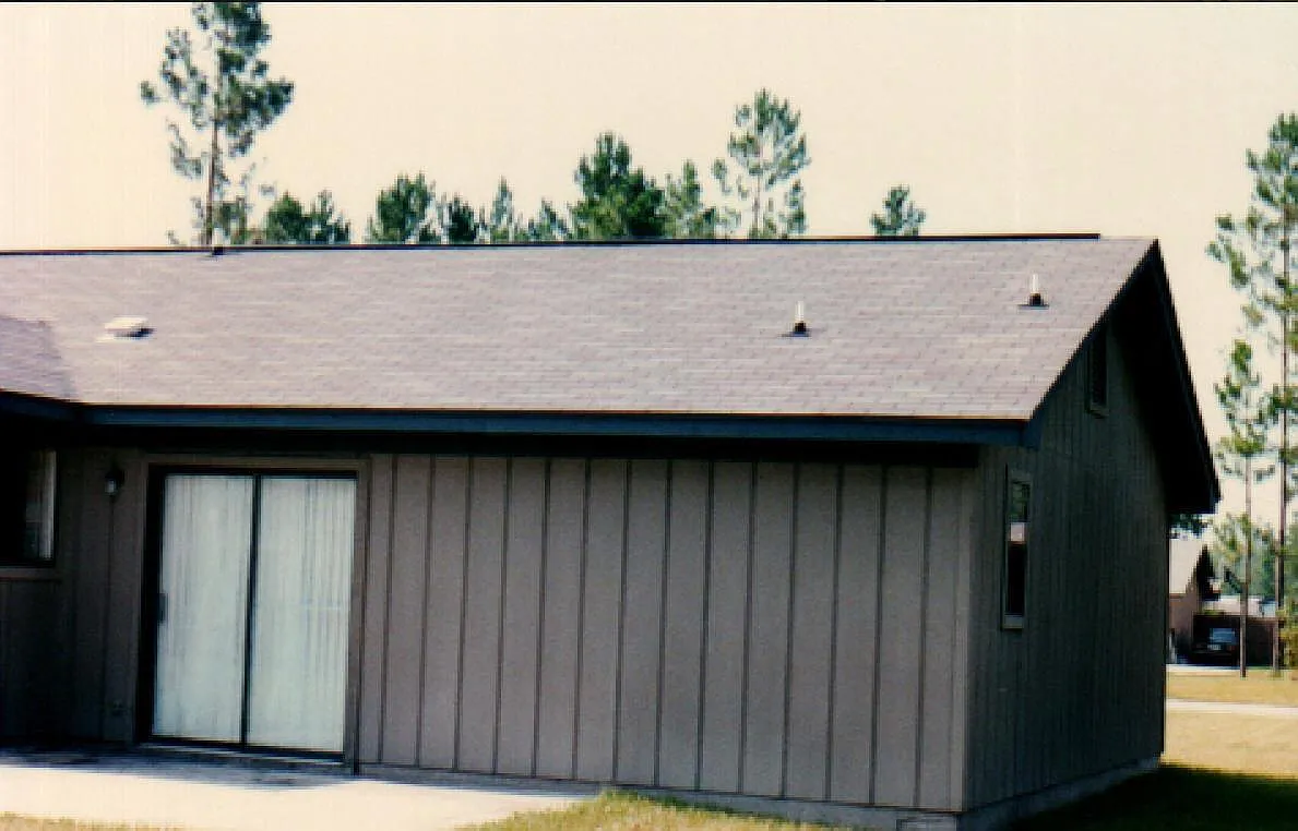 211 Somerset Rd — Photo 3