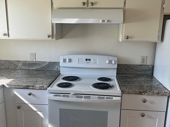 self cleaning oven
