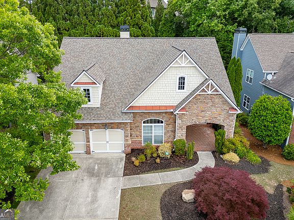 3rd image of 7042 Tree House Way