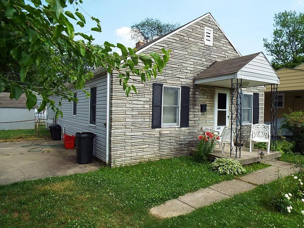 860 Pierce Ave photo 1
