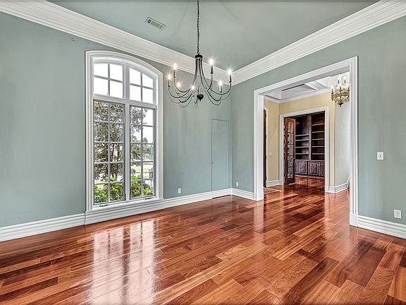 5th image of 15 W Nottingham Ln