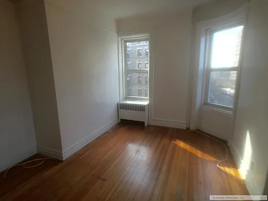 Rented by Sovereign Associates | media 4