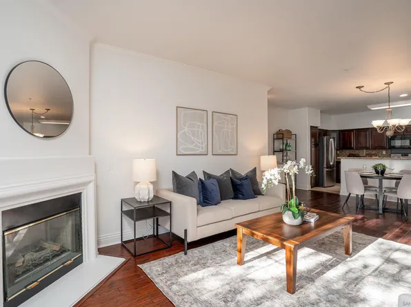 12376 Carmel Country Rd #J107, San Diego, CA 92130