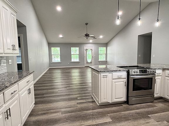 2nd image of 3512 E Madison Dr