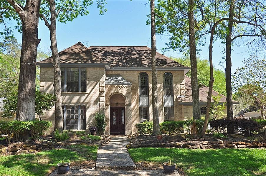 1st image of 2906 Crystal Falls Dr