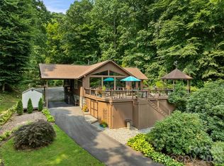 4 Timbersong Dr, Weaverville, NC 28787