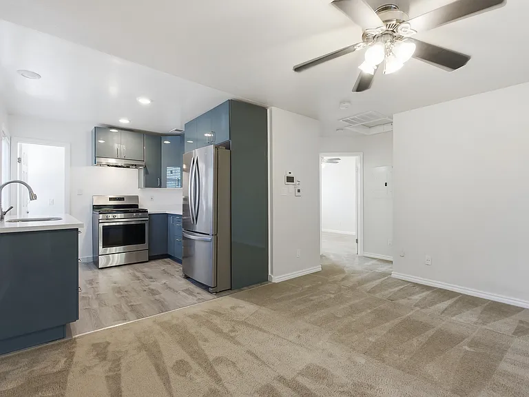 1162 Davis St — Photo 25