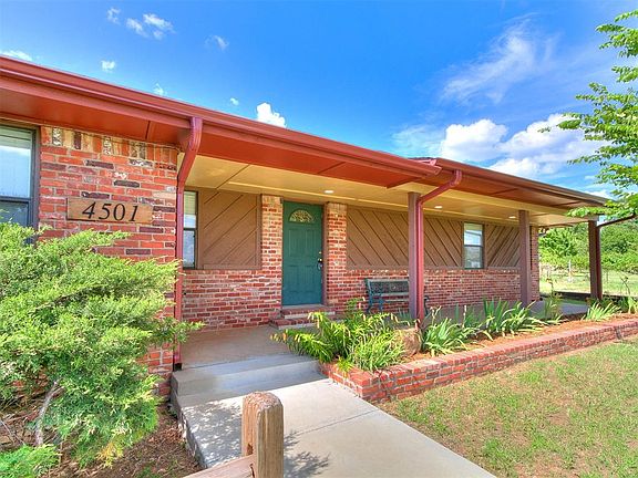 3rd image of 4501 SE 139th St