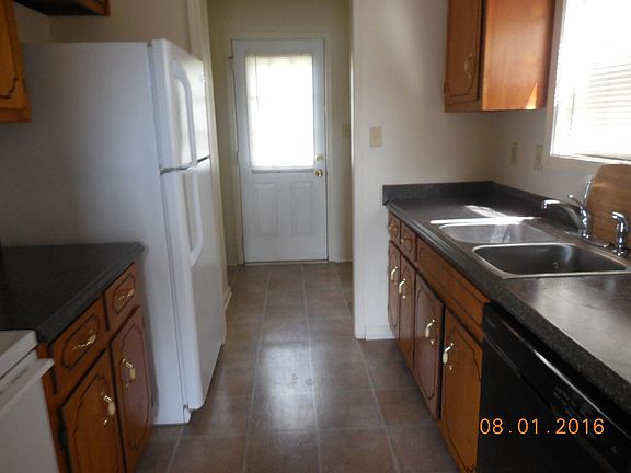 3rd image of 223 Jim Thorpe Dr