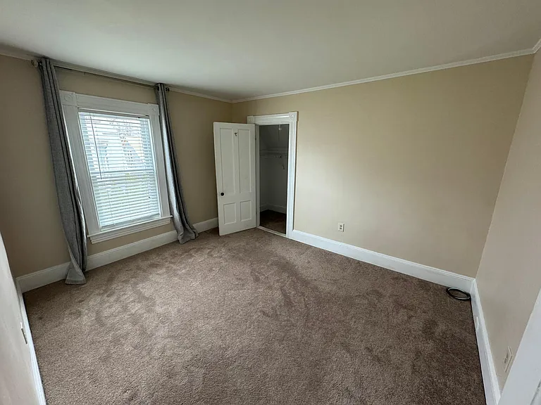 Back bedroom