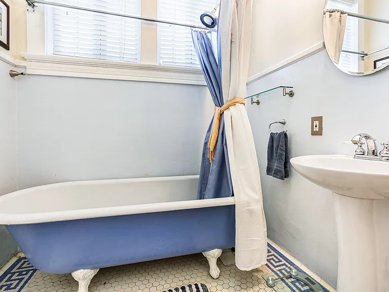 8236 Cohn St #1/2 — Photo 9