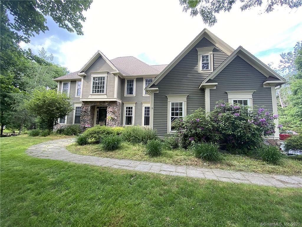22 Wilders Pass Canton Ct 06019 Mls 170381768 Zillow