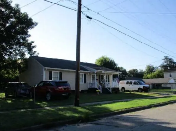 131 Grigg St, Petersburg, VA 23803
