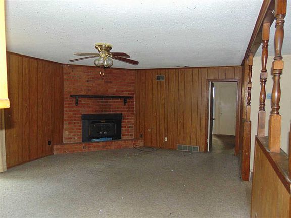 2nd image of 3613 Shoreham Dr