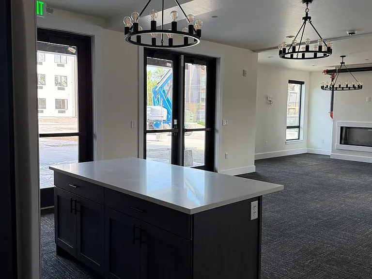 707 Victory Ln — Photo 13