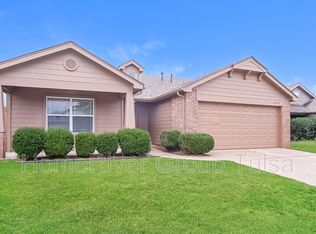 6648 E 129th St S, Bixby, OK 74008