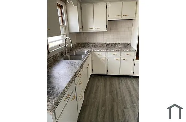 2729 Lapey St photo 1