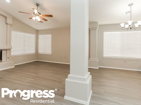 5th image of 1609 Blanco Dr