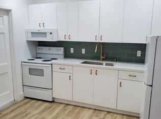 2565 SW 3rd St, Miami, FL 33135