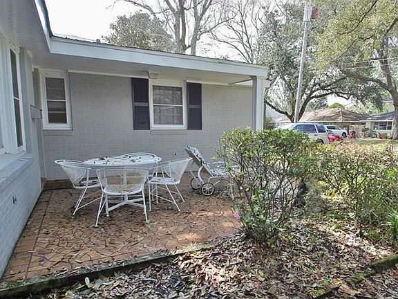 3rd image of 6740 W Magnolia Blvd