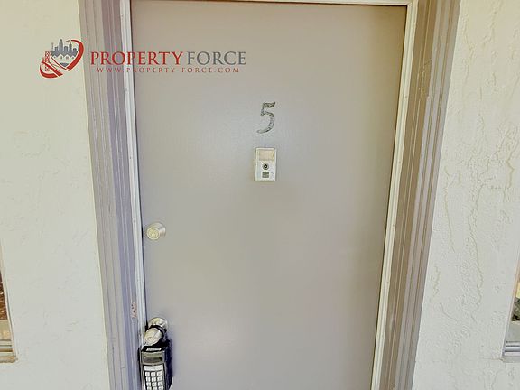 5th image of 1227 Ebener St #5