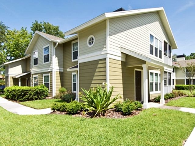 1st image of 3924 Calibre Bend Ln
