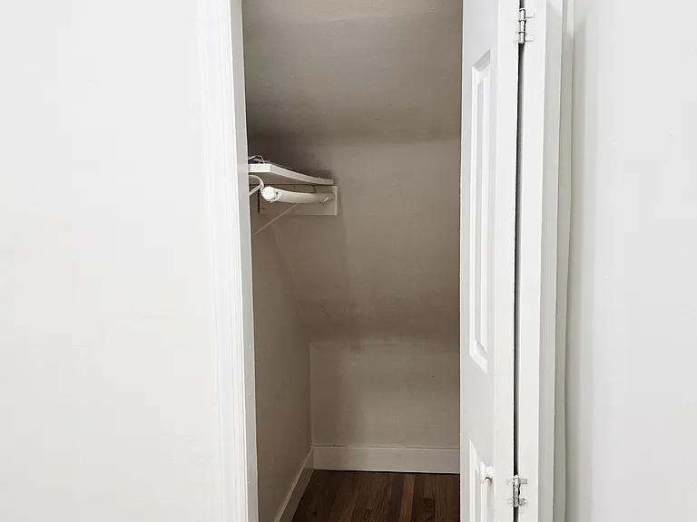 15 Dwight St — Photo 18
