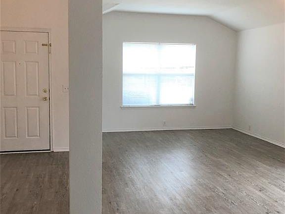 5th image of 8300 Horseshoe Bend Dr