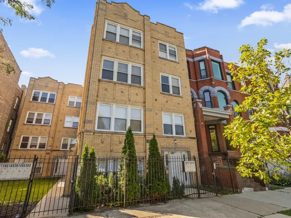 2811 W Washington Blvd APT 301, Chicago, IL 60612