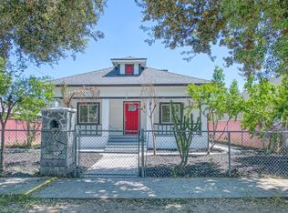 604 N Poplar Ave, Fresno, CA 93728