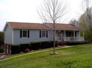 166 Kindness St, Mount Airy, NC 27030