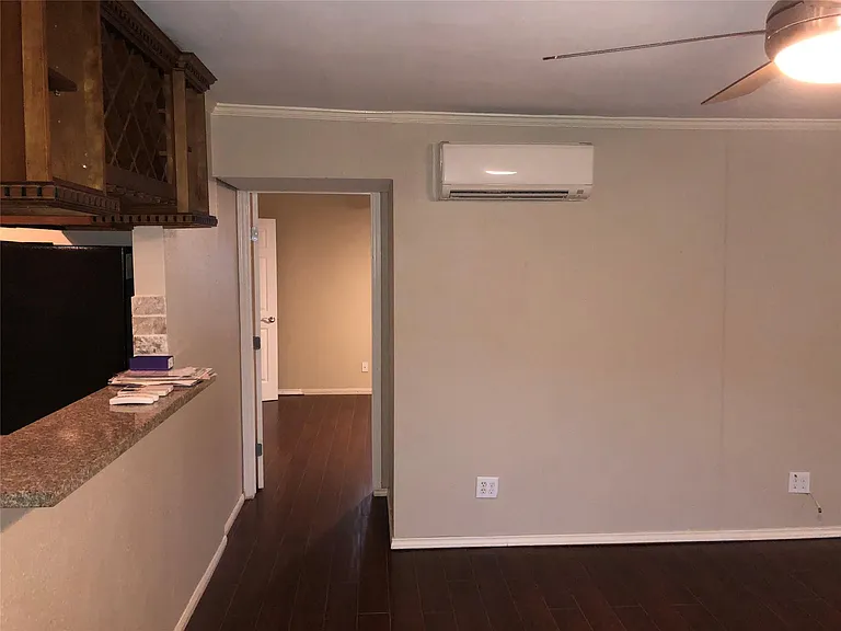 2507 Montrose Blvd #5 — Photo 13