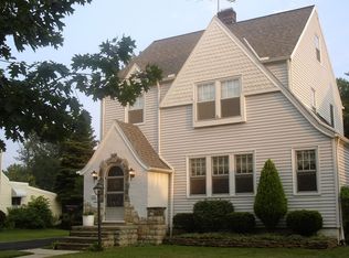 21560 Maydale Ave, Euclid, OH 44123