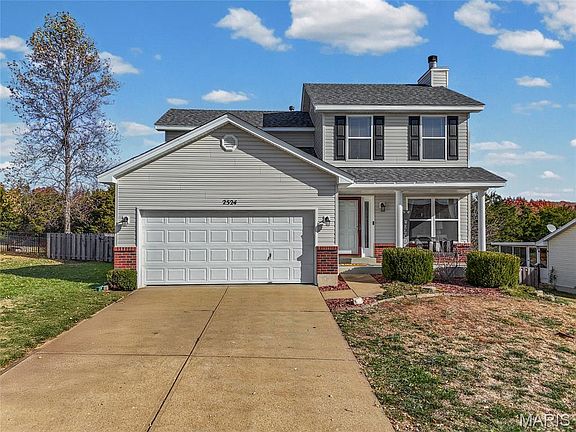 2nd image of 2524 Castle Pines Dr