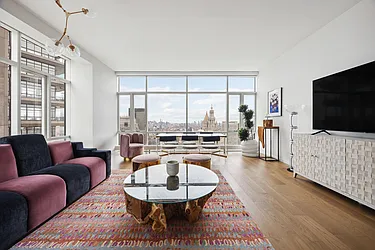 5 Beekman Street, #42A