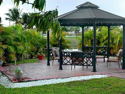 7697 N Augusta Dr, Hialeah, FL, 33015
