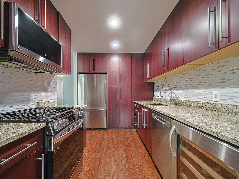1108 Hudson Park #1108 — Photo 9