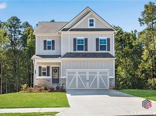 250 Laurel Cove Dr, Hoschton, GA 30548