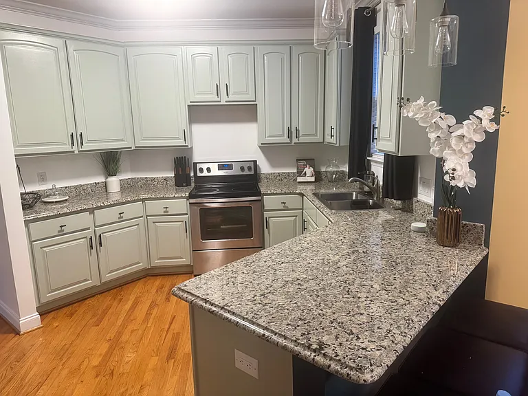 1084 Plantation Trl — Photo 14