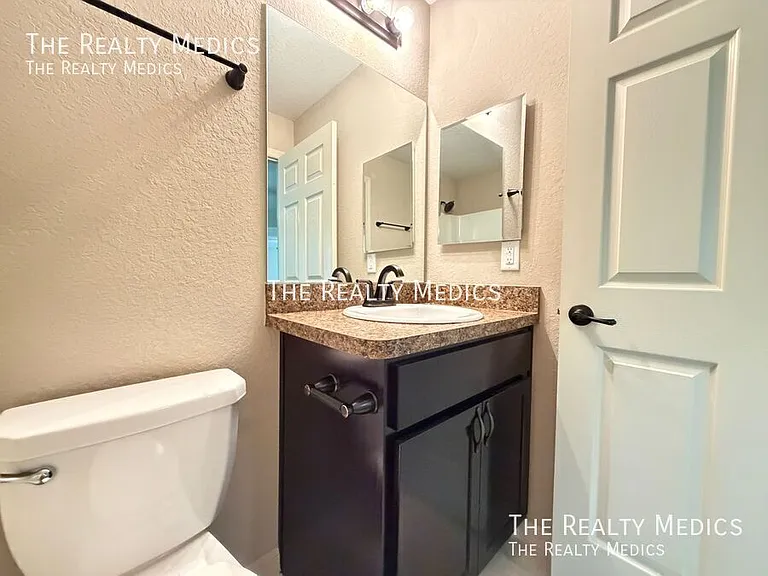 4864 SE 137th Pl — Photo 14