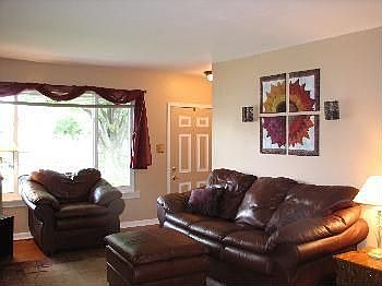4th image of 33305 Kentucky Ct