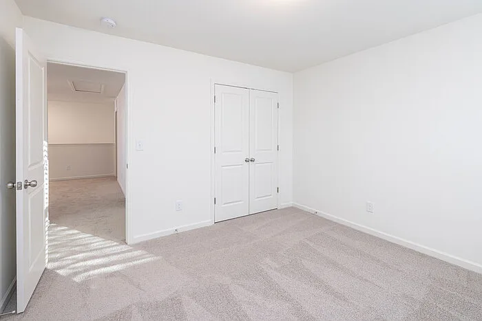 105 Luna Ln — Photo 26