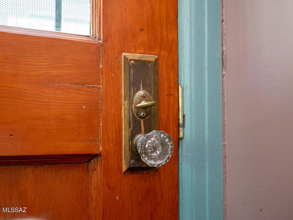 1st image of 4241 E Linden St