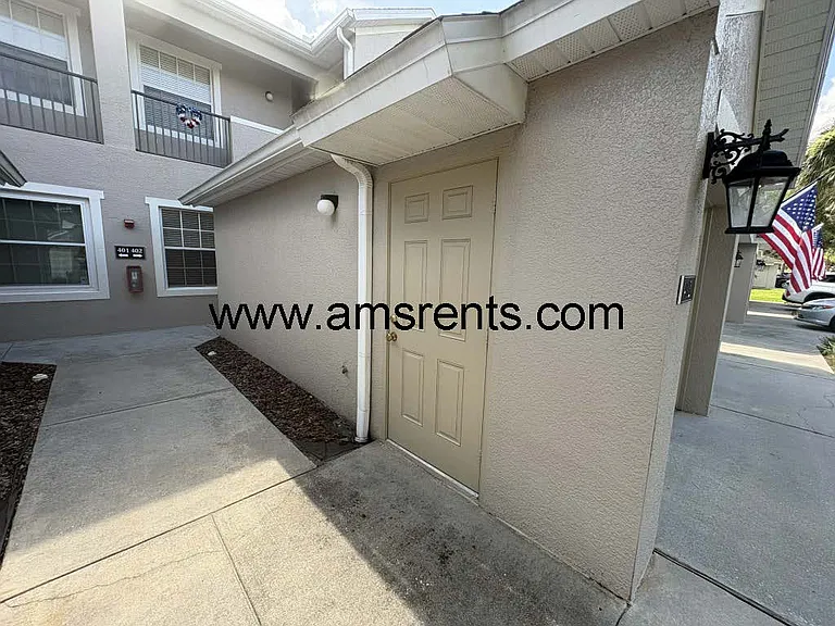 9429 Myrtle Creek Ln #402 — Photo 3