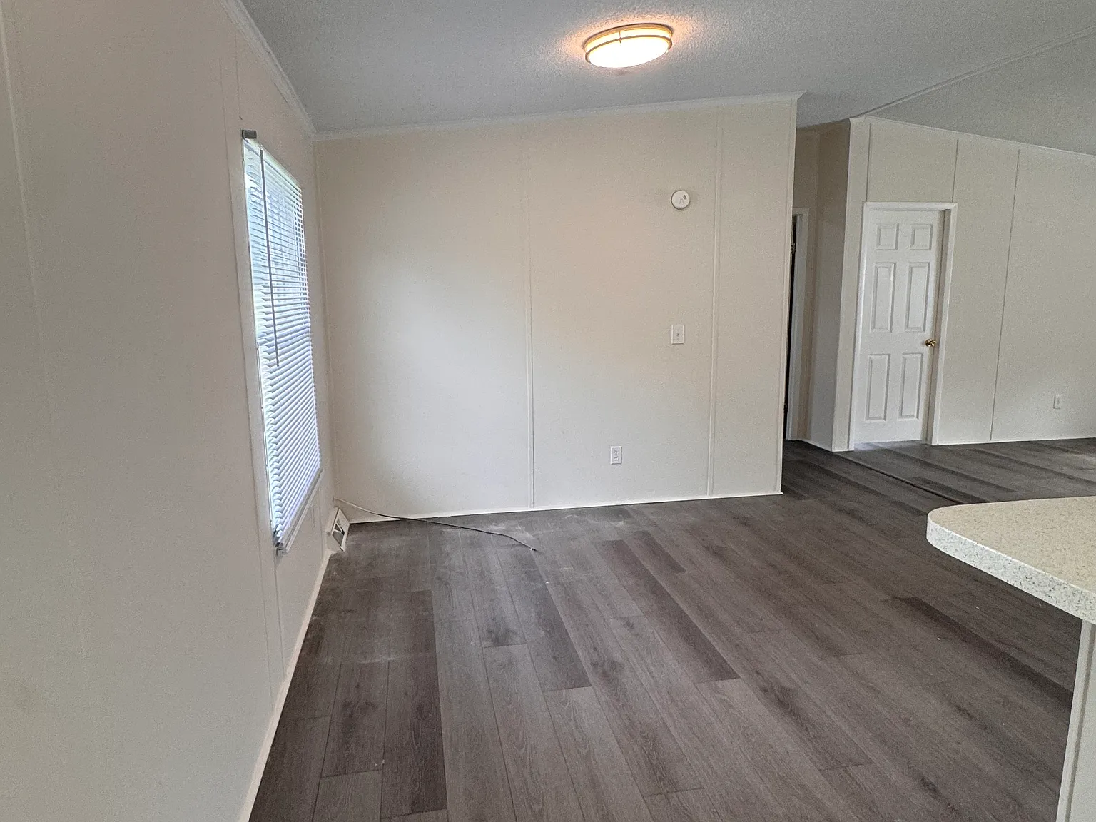 3 bed, 1150 sqft, $1,500 — Photo 2