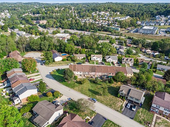 3rd image of 2859 Dolores Dr