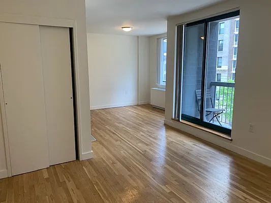 Rented by Compass | media 10