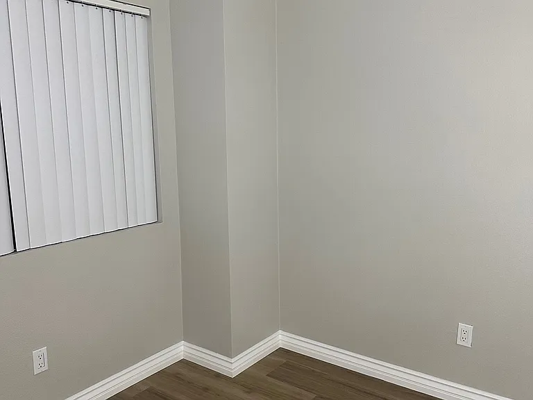 13750 Vanowen St #3 — Photo 17