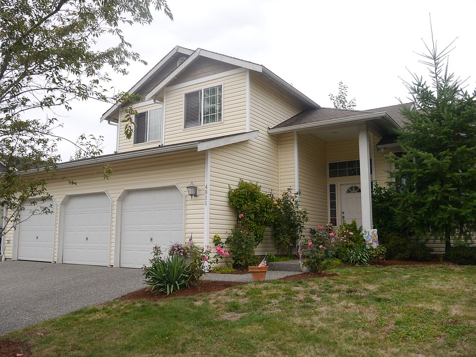 Fantastic Three Car Garage!