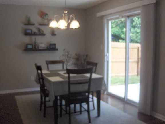 5th image of 1325 Lake Meadow Dr